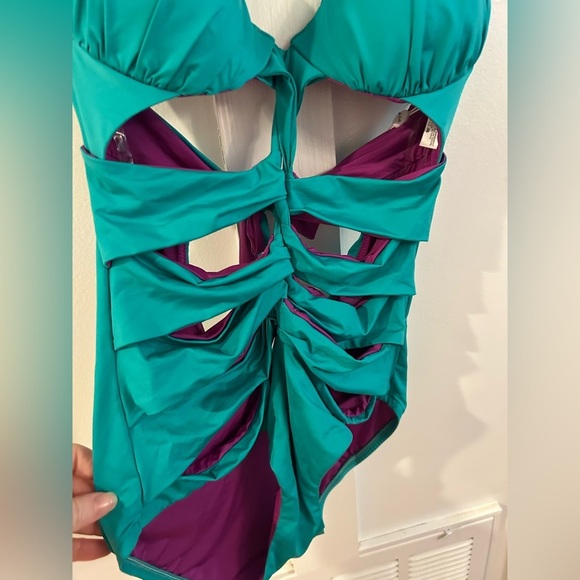 A. Che Luna teal Cutout Shirred Underwire Maillot One Piece Swimsuit 10 C/D - Picture 2 of 5